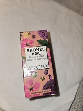 NIB Winky Lux Bronze Age Bronzing Stick - Golden Touch